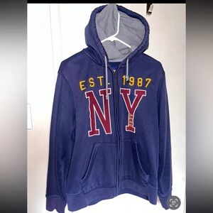 Aeropostale zip up hoodie M